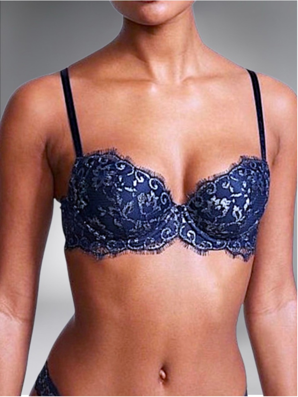 Victoria’s Secret Dream Angels Allure Lace Demi Bra – Size 32D